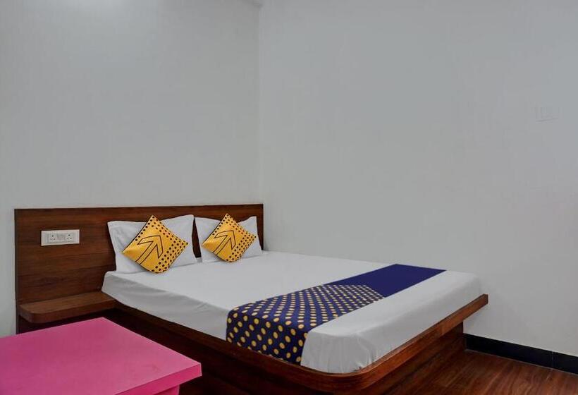 غرفة كلاسيكية ثلاثية, Spot On Diwanji Resort