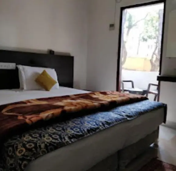 デラックスルーム, The Residency,amarkantak
