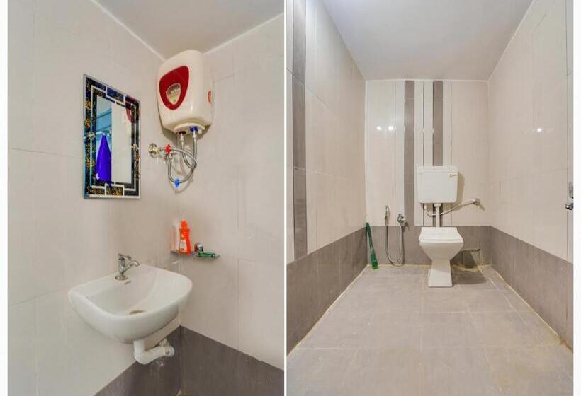 חדר קלאסי לשלושה, O Kanha