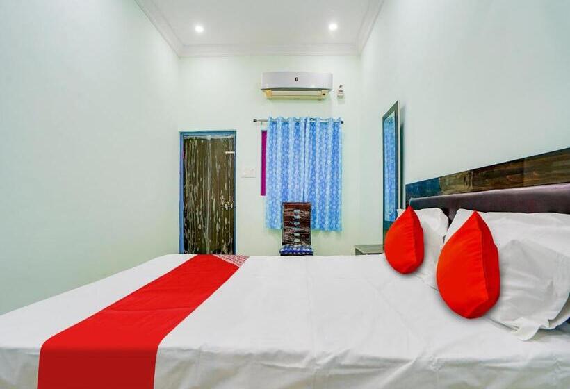 חדר קלאסי לשלושה, O Kanha