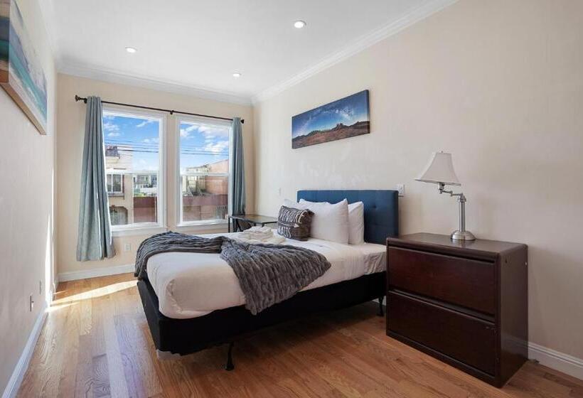 اتاق استاندارد با سرویس بهداشتی مشترک, Affordable Cozy Secured Private Rooms Shared Bath Home In John Mclaren Park