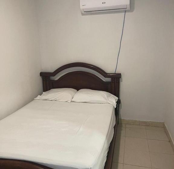 标准间, Hostal Georgina