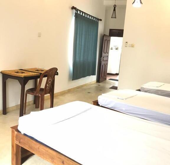 Семейный Номер, Imesh Guest House
