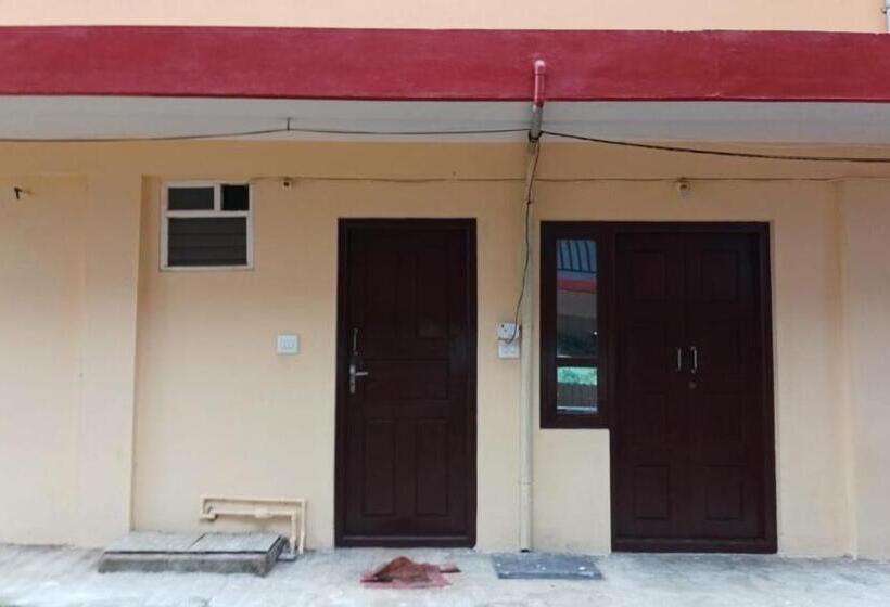 חדר אקונומי לארבעה, Misty Coorg Greens