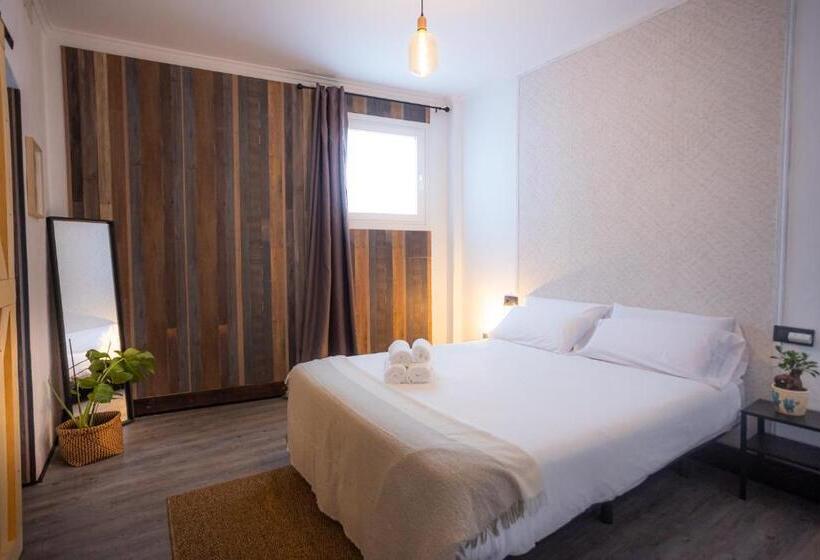اتاق لوکس, Naim Guest House