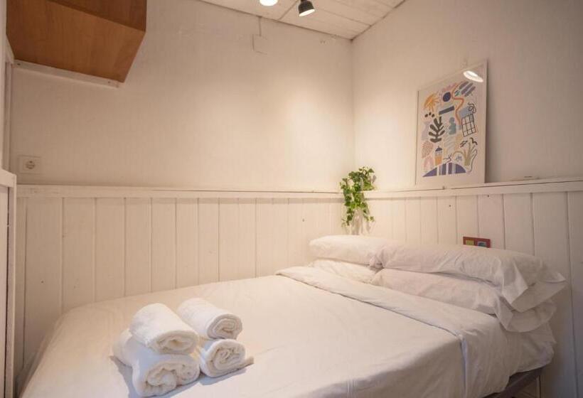 اتاق استاندارد, Naim Guest House