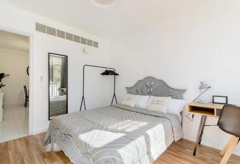 חדר סטנדרט חדר אמבטיה משותף, Dialezholidays   Coliving Los Principes