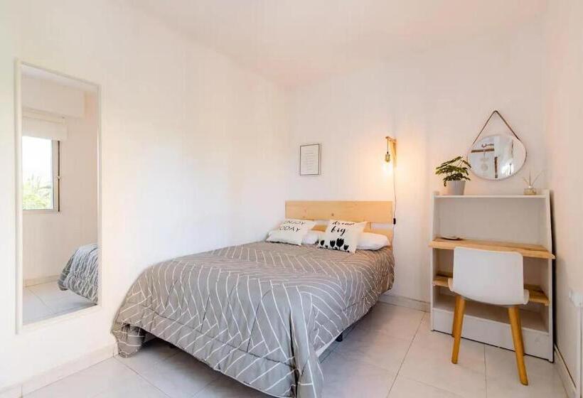 חדר סטנדרט חדר אמבטיה משותף, Dialezholidays   Coliving Los Principes