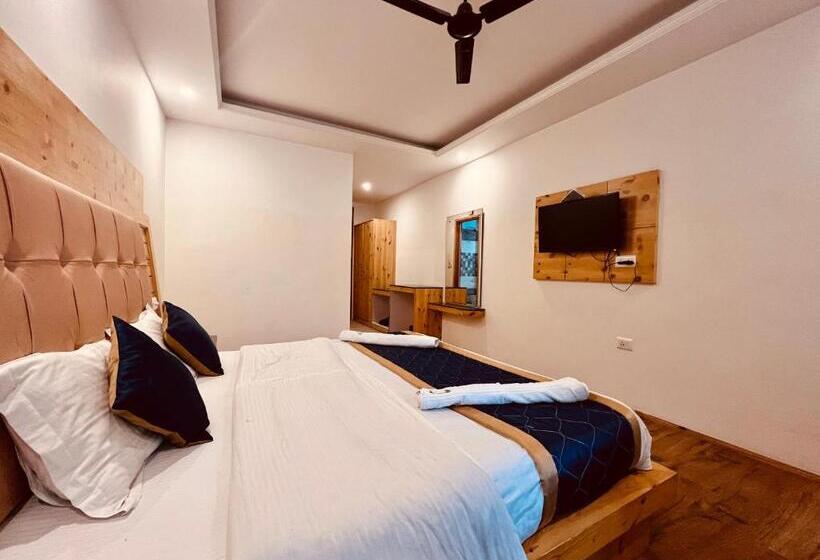 豪华房间, The Manali Castle Majestic Mountain Retreat