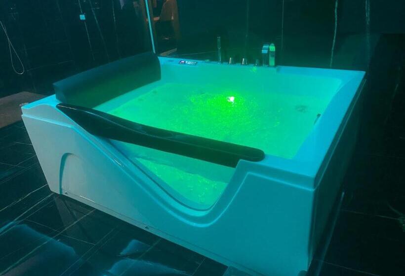 اتاق استاندارد با تخت بزرگ, Superior Suite Palermo