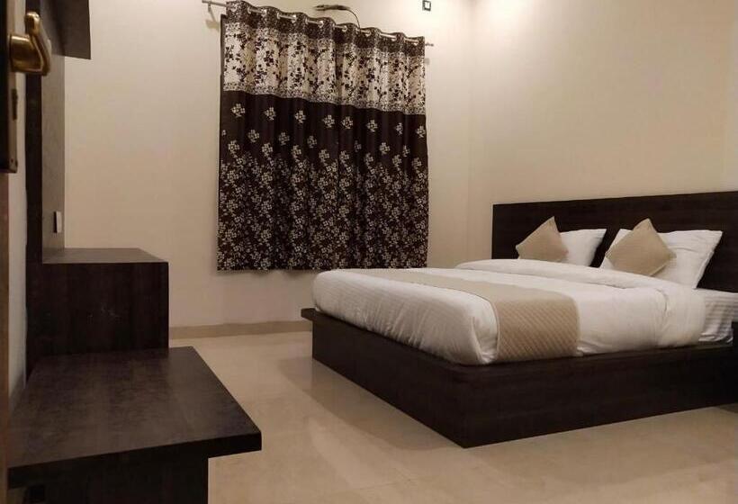 اتاق لوکس, Red Berry Resort