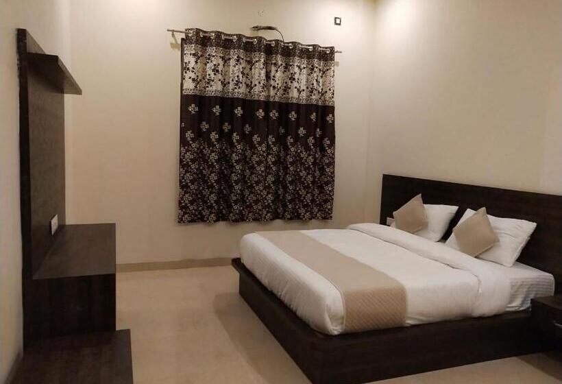 اتاق استاندارد با بالکن, Red Berry Resort