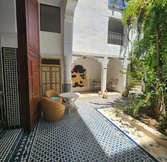 اتاق استاندارد با چشمانداز باغ, Fez Experiences