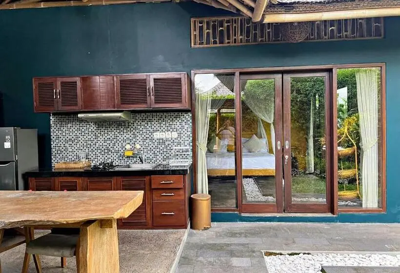Deluxe-huone, Joyously Raw Villas