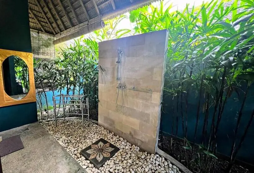 Deluxe-huone, Joyously Raw Villas