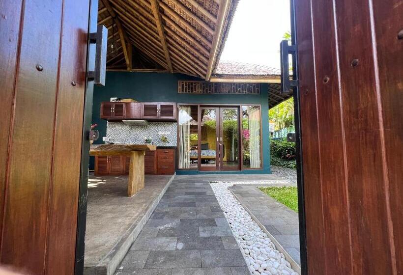 חדר דלוקס, Joyously Raw Villas