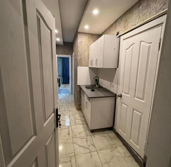 آپارتمان لوکس 1 خوابه, Feridiye