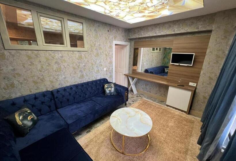 آپارتمان 1 خوابه با بالکن, Feridiye