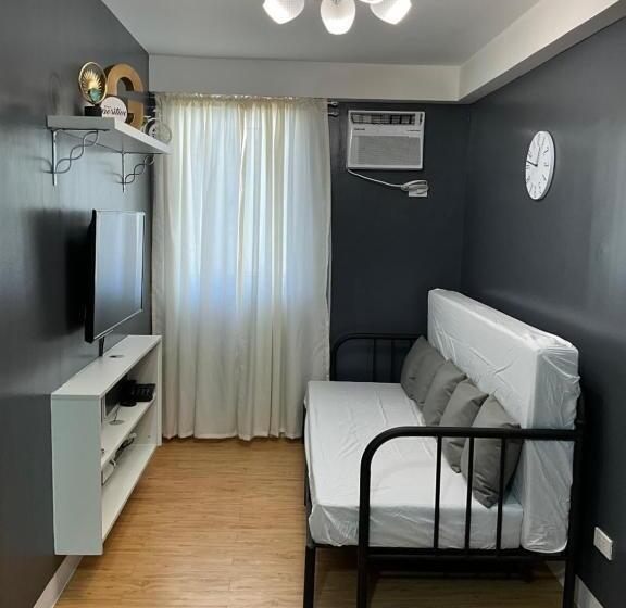 آپارتمان 1 خوابه با بالکن, 1 Bed 1 Bath Near Airport