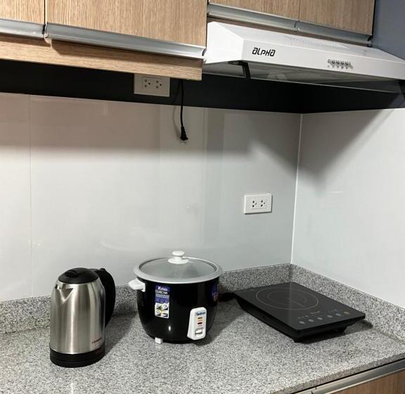 آپارتمان 1 خوابه, 1 Bed 1 Bath Near Airport