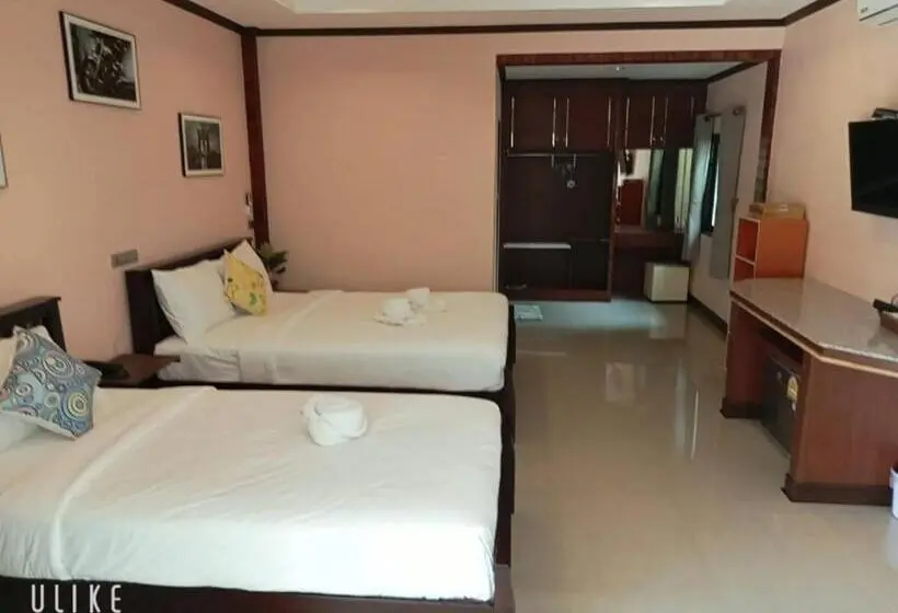 Deluxe Kolmen Hengen Huone, บีฮายฮิลล์ รีสอร์ต