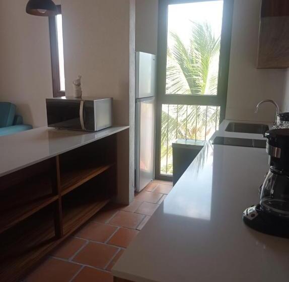 Bungalow Standard, Aurelia