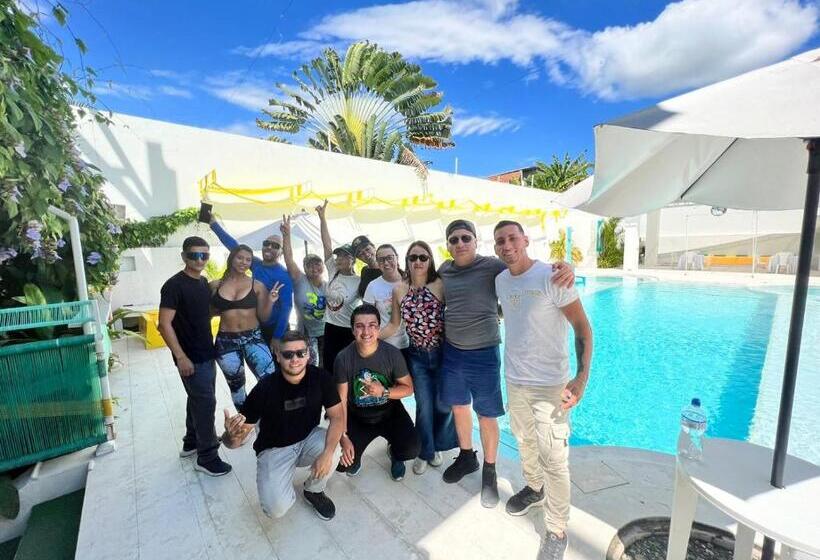 1间卧室的房子, Finca En Ricaurte La Puerta Del ángel