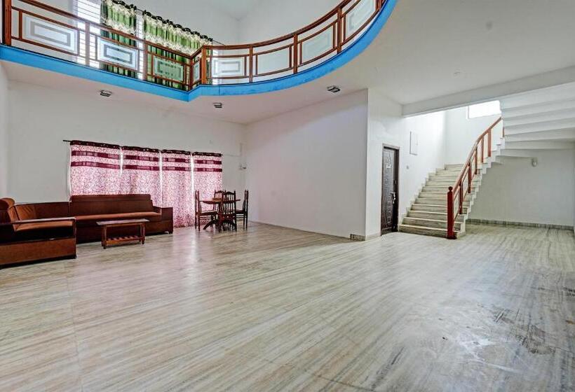 三人经典房间, Oyo Flagship Ecr Goa Beach Resort