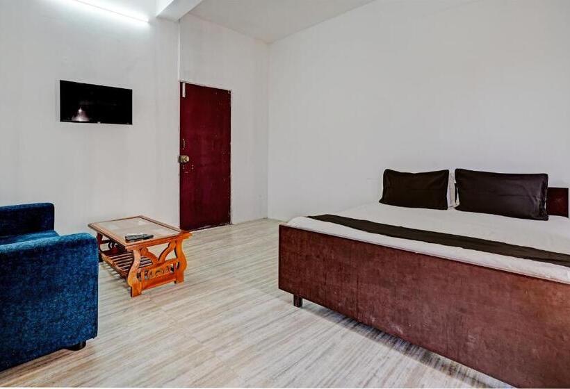 三人经典房间, Oyo Flagship Ecr Goa Beach Resort