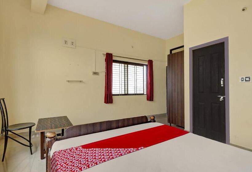 三人经典房间, Oyo Mohith Lodge