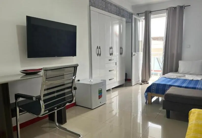 Standard Triple Room with Terrace, Principal