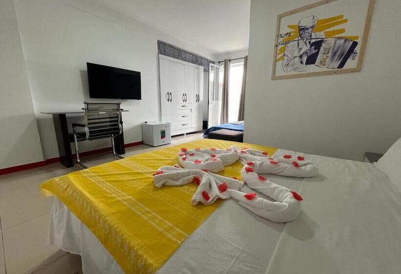 Standard Triple Room with Terrace, Principal