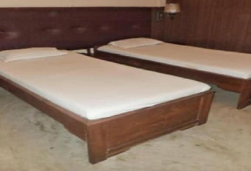 Трехместный Номер Классика, O Jangipur Lodge