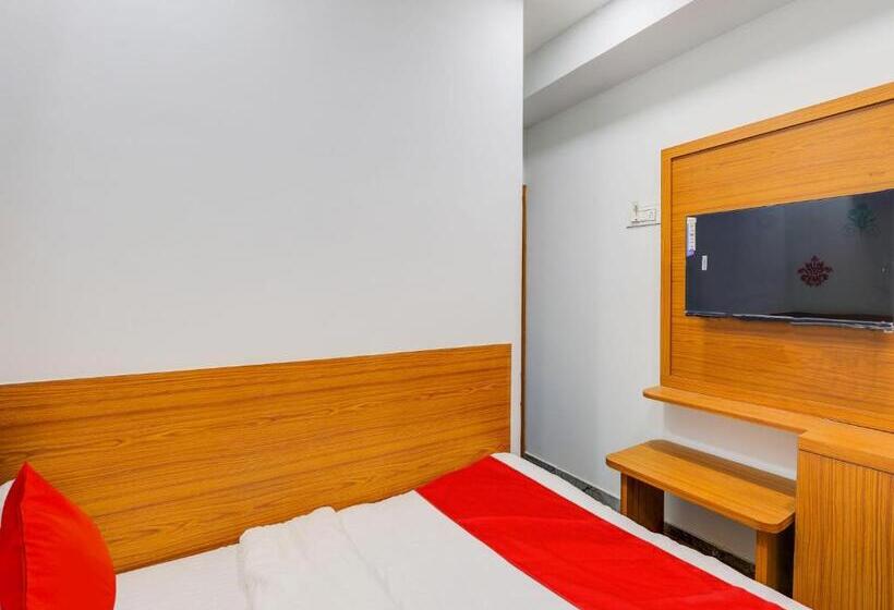 Трехместный Номер Классика, Oyo Hotel Green City