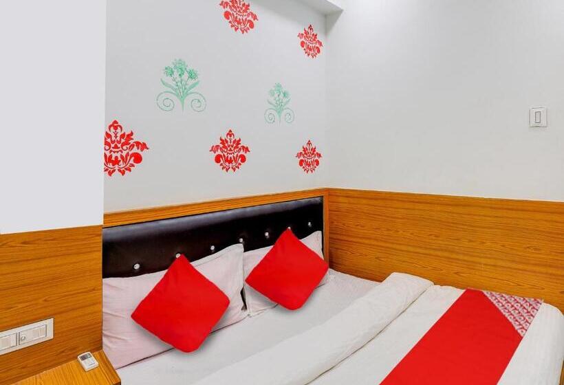 Трехместный Номер Классика, Oyo Hotel Green City