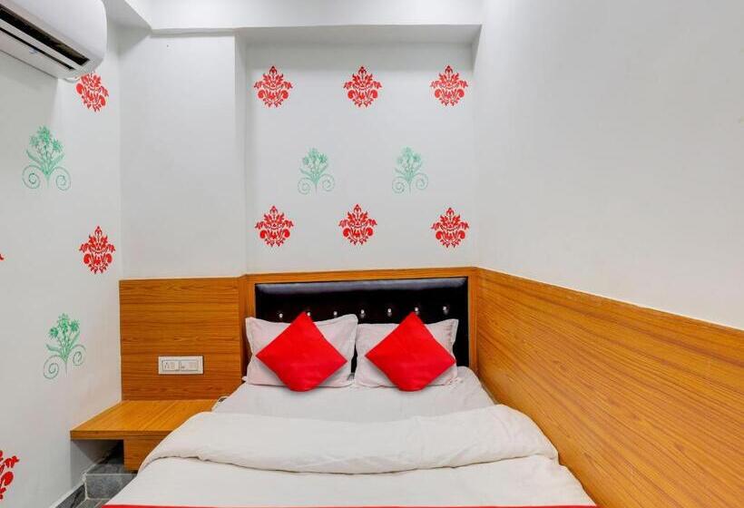 Трехместный Номер Классика, Oyo Hotel Green City