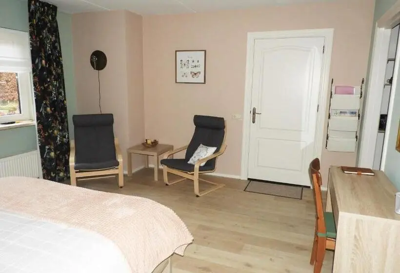 スタンダードルーム, Bed And Breakfast De Kleine Vos