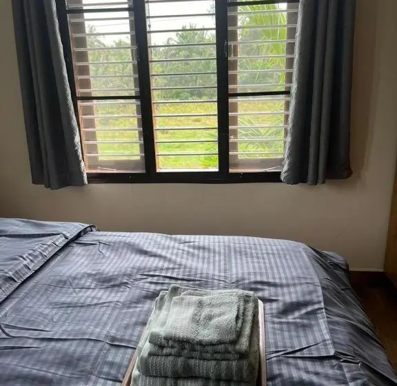 Standard-huone Jaettu Kylpyhuone, River House Farmstay