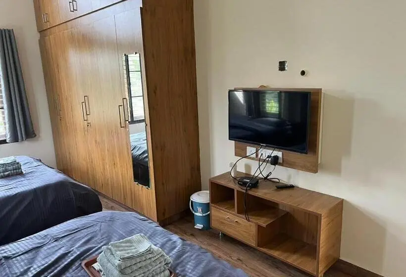 Standard-huone Jaettu Kylpyhuone, River House Farmstay
