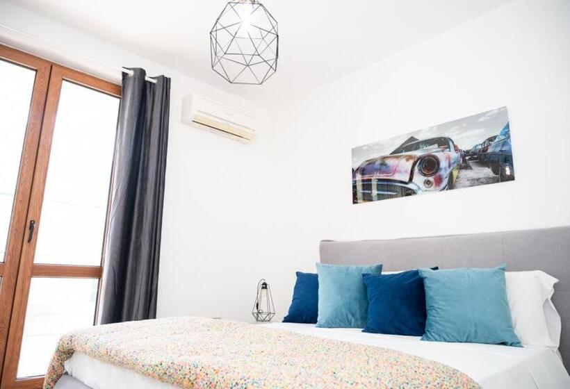 غرفة عائلية, Room 500