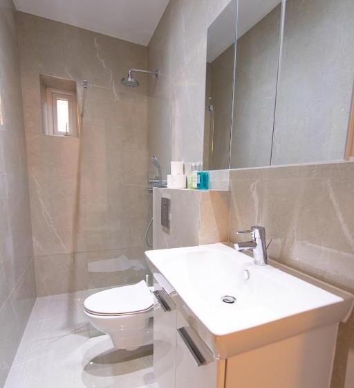 带1个卧室的豪华公寓, Ealing Residency