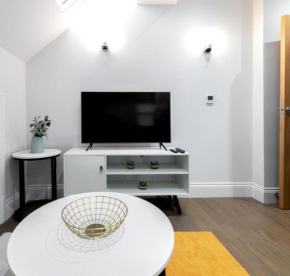 带1个卧室的公寓, Ealing Residency