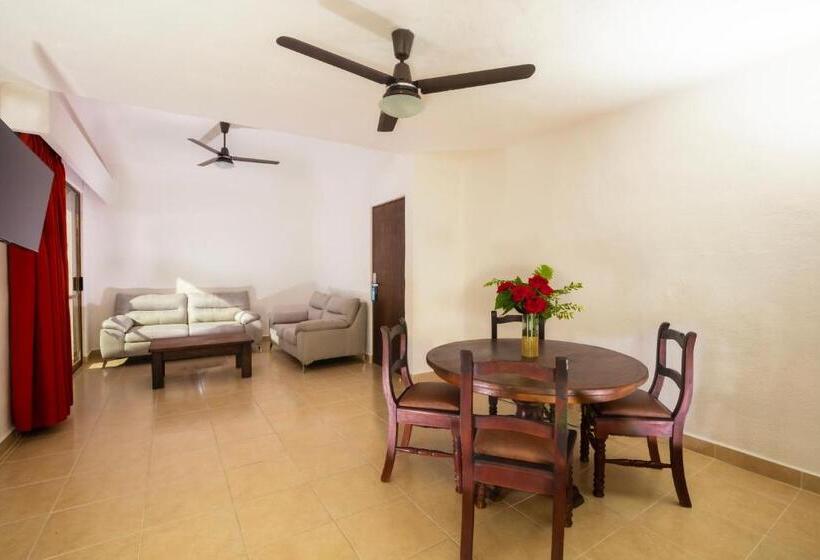 家庭套房, Costa Club Punta Arena   Desayuno Incluido