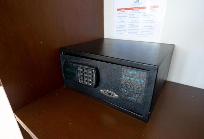 带大床的豪华间, Costa Club Punta Arena   Desayuno Incluido