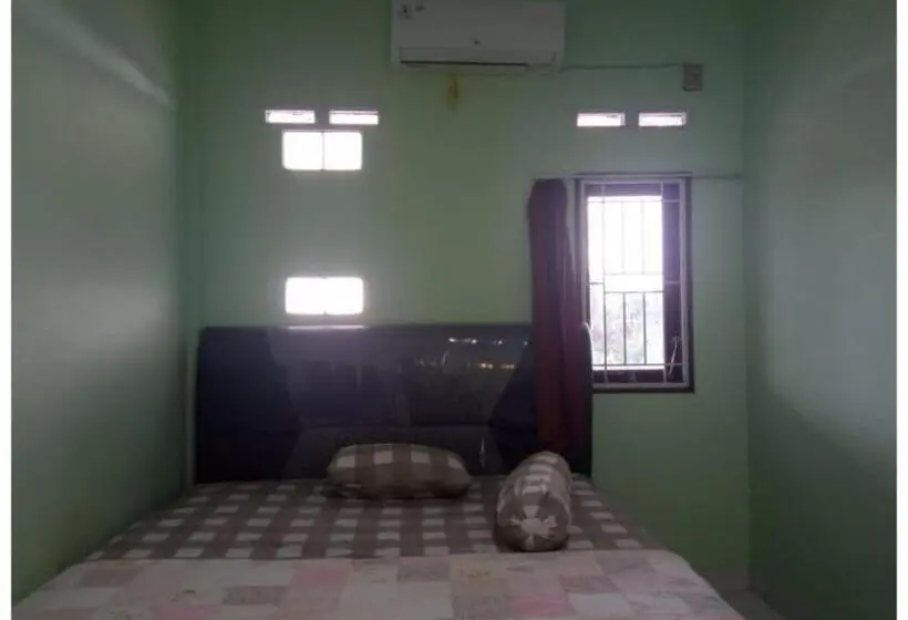デラックスルーム, Oyo 93341 Ananda Homestay Syariah