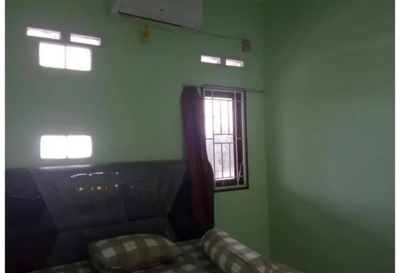 デラックスルーム, Oyo 93341 Ananda Homestay Syariah
