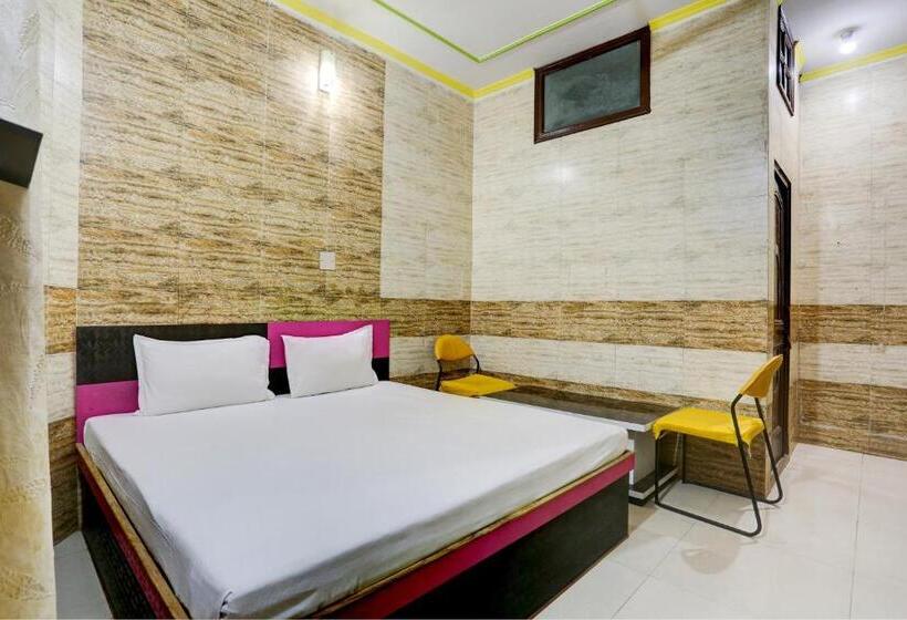 Трехместный Номер Классика, Oyo Royal Wings