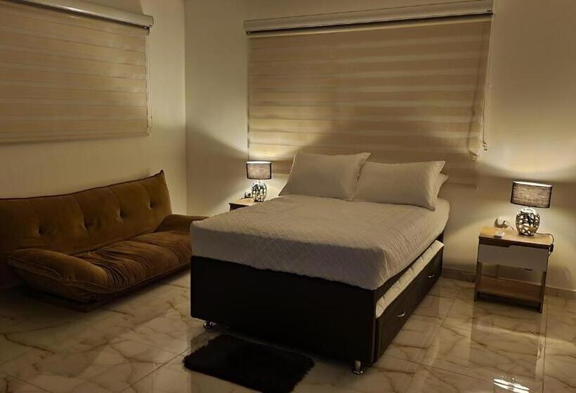 غرفة قياسية مطلّة علي حمام السباحة, Piscina Sarita Club Boutique