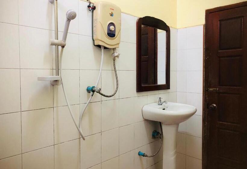 스탠다드 트리플 룸, Sunriseeast