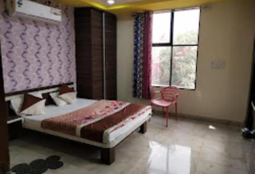 Standard-huone, Suruchi Inn Sambhajinagar
